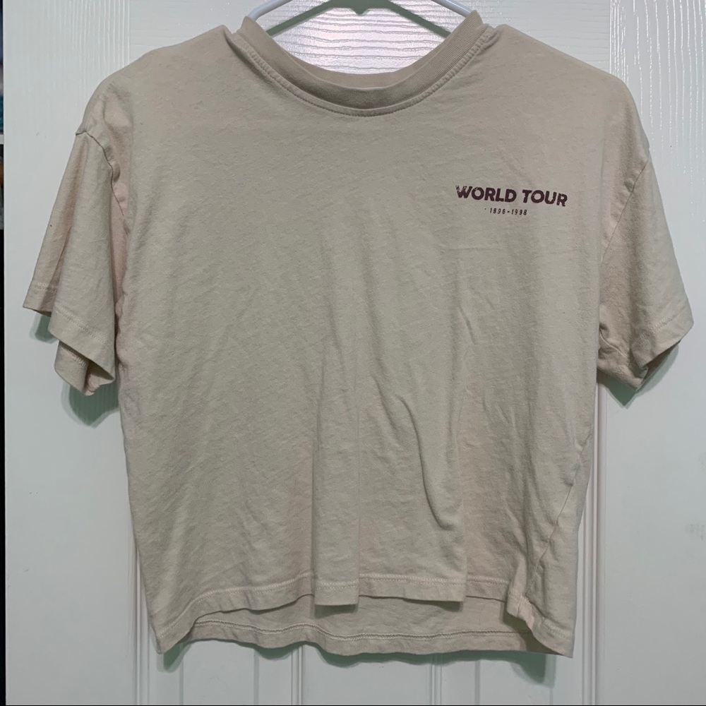 Graphic tee